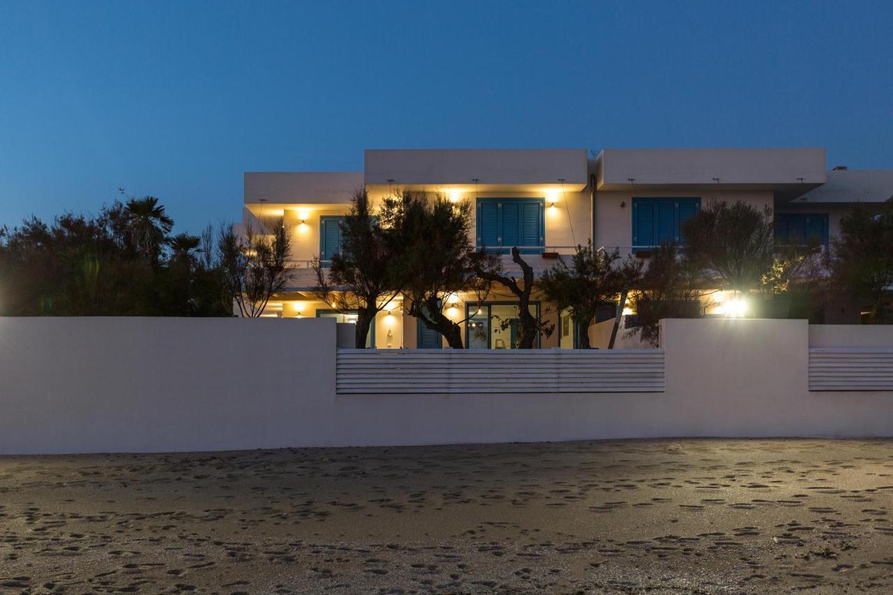 Solmaris Seaside - B&B Sul Mare Maruggio Exterior photo
